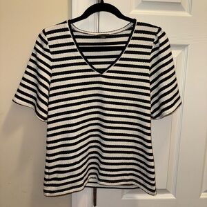 Ann Taylor Black and White Striped Short Sleeve Top
